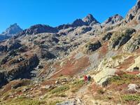 Clôt du Ban , on va cheminer dans les myrtilles , les pierriers.... Clôt du Ban , on va cheminer dans les myrtilles , les pierriers....